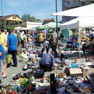 Controlli della Municipale in via Carcano e san Pietro in Vincoli: multe e sequestri
