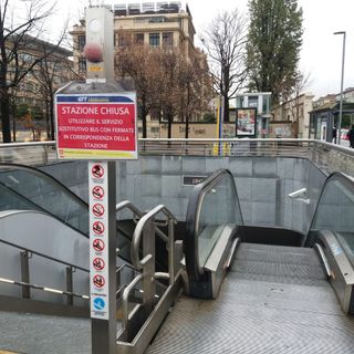 Una bomba della Seconda Guerra Mondiale emerge dal cantiere di via Nizza: traffico bloccato, metro ferma a Porta Nuova [VIDEO]