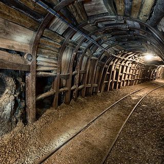 L'ecomuseo riparte con gli ex minatori nelle miniere di talco di Prali