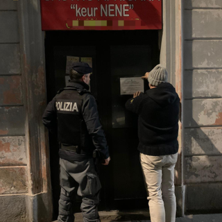 la gastronomia chiusa dagli agenti