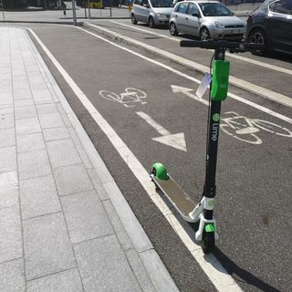 Rapina in monopattino: 16enne fermato dai carabinieri con 4 cellulari e un Rolex