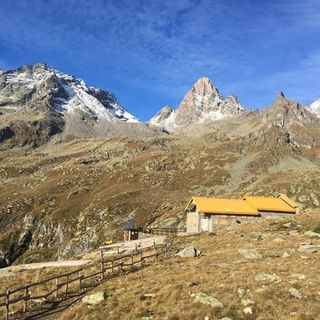 Montagne senza neve