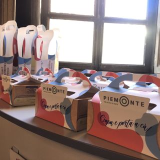 Al via il progetto “Ciapa e porta a cà!”: box riciclabili per portarsi a casa gli avanzi di cibo e vino
