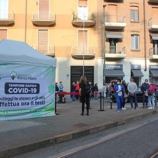 Le farmacie comunali dicono basta ai tamponi: &quot;Aumentato incassi e clienti stanchi delle code&quot;