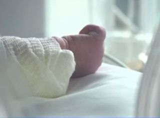 Gioele ha fretta di nascere e viene alla luce nel triage del Santa Croce