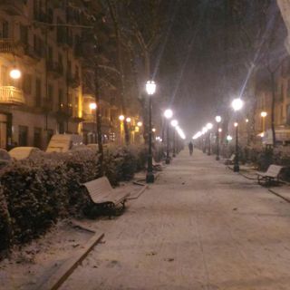 La neve è tornata a cadere su Torino e provincia, disagi alla circolazione nelle zone montane