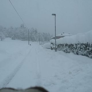 Torino imbiancata, montagne pronte per la stagione sciistica: la neve è arrivata nella notte