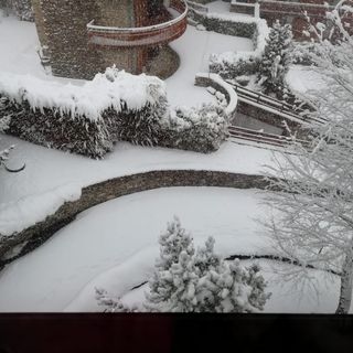 Il colpo di coda dell'inverno: torna a nevicare in Val di Susa. Raffiche di vento anche in pianura [VIDEO]