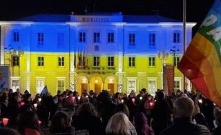 fiaccolata per la pace nichelino