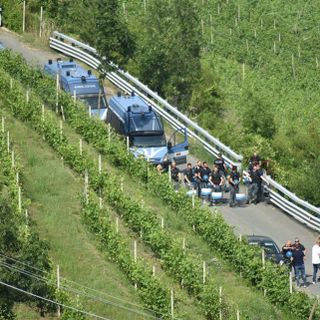 No Tav lasciano libera la via d'accesso al cantiere: 40 le persone identificate dalla Digos