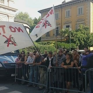 La Torino-Lione all'Unione Industriale: fuori la protesta dei No-Tav