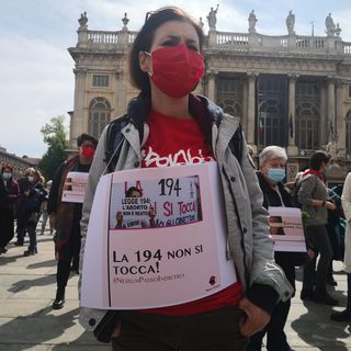 Cgil all'attacco della Regione: &quot;Faccia applicare la legge 194 in tutti gli ospedali invece di sostenere associazioni antiabortiste&quot;