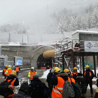 Tav, scontri manifestanti-polizia a Chiomonte: 4 denunciati e 45 identificati