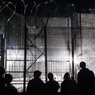 L'azione al cantiere di San Didero, ieri sera, nelle immagini pubblicate dalla pagina Facebook NoTavinfo No Tav