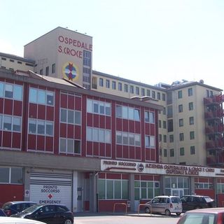 Detersivo servito al posto dell'acqua a Pradlves: pinerolese in coma farmacologico