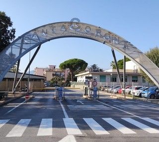 L'ospedale Santa Corona di Pietra Ligure in cui è stata ricoverata la 54enne torinese