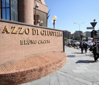 Processo Rimborsopoli, le motivazioni della Corte d’appello: scontrini presentati per errore tesi non credibile