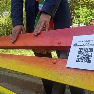 panchina arcobaleno collegno