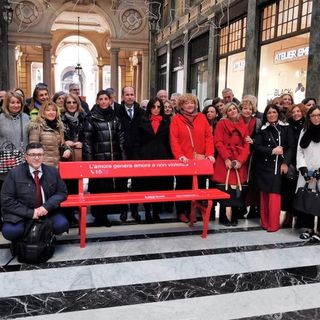 Il mondo della politica, gli enti e le associazioni celebrano il 25 Novembre
