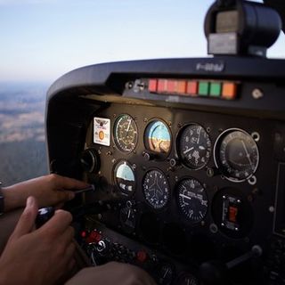 pannelo di controllo di un aereo