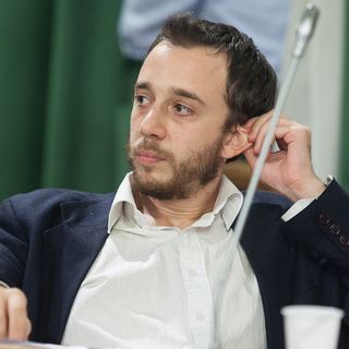 "Il Pd vuole restare unito oppure no?" "Il Pd vuole restare unito oppure no?"