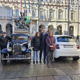 Torino rinnova il parco mezzi, 289 veicoli green e in sharing. Ed il sindaco Peyron girava già con la Balilla elettrica
