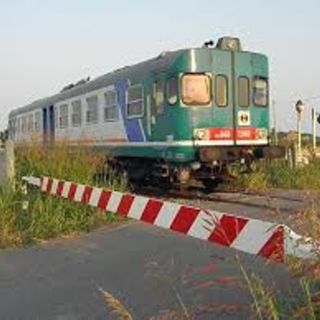 Il disastro ferroviario di Caluso riporta nell'occhio del ciclone la sicurezza dei passaggi a livello
