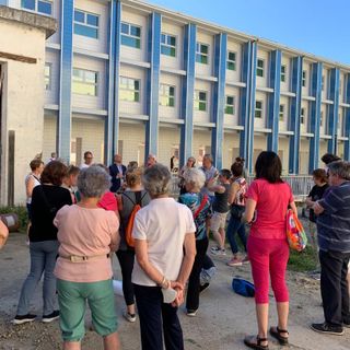 Carignano, successo per la passeggiata creativa di idee lanciata dall'associazione La Città che Cresce