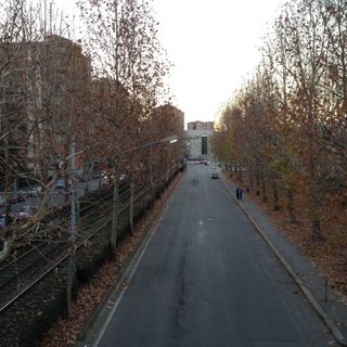 Ad inizio 2019 l'abbattimento delle tre passerelle pedonali di via dei Mughetti