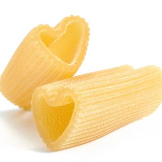 San Valentino a tavola: idee per una cena romantica e sostenibile