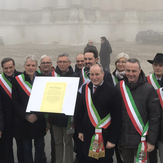 I sindaci della Città Metropolitana firmano il Patto di Superga: “Non siamo il dormitorio di Torino” [VIDEO]
