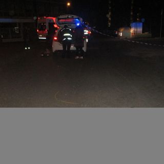 Investe anziano a Nichelino e scappa, ma la moglie lo convince a costituirsi: denunciato
