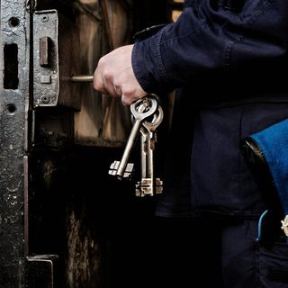 polizia penitenziaria - foto di archivio