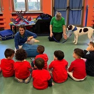Grugliasco, l'istituto Di Nanni lancia un innovativo progetto di pet-therapy (foto di archivio)