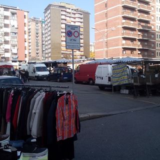 mercato piazza guala
