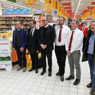 Piemunto, il latte piemontese trova spazio sui banconi dell'ipermercato (FOTO)