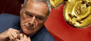 Elezioni, la campagna di Pietro Grasso parte da Torino