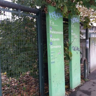 La piscina E13 di Mirafiori chiusa da sei anni: &quot;Non ci sono soldi per riaprirla&quot;