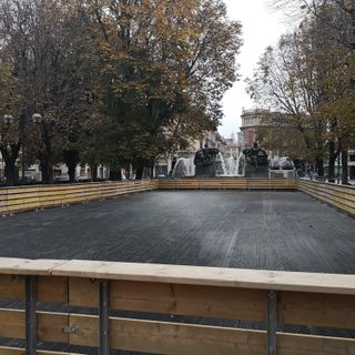 Natale a Torino, slitta l'apertura della pista di pattinaggio di piazza Solferino