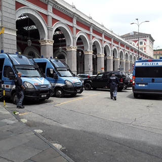 Ricercato albanese si aggira per Porta Nuova: arrestato