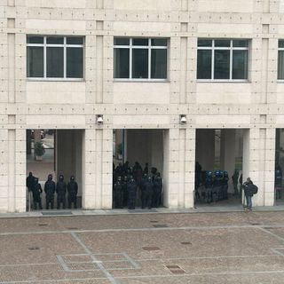 Un clima pesante ha accompagnato la cerimonia di inaugurazione al PoliTo