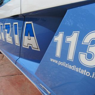 Mangiano e bevono davanti al locale, attività sospesa (di nuovo) per 5 giorni