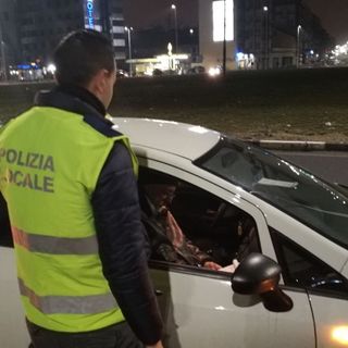 Controlli di sicurezza della Polizia Municipale: 51 contravvenzioni nella notte Controlli di sicurezza della Polizia Municipale: 51 contravvenzioni nella notte