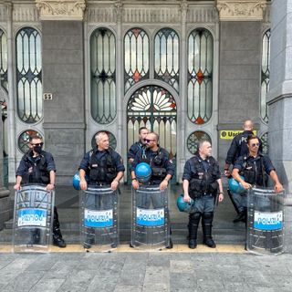 No Vax pronti a bloccare i treni: blindate le stazioni di Porta Nuova e Porta Susa