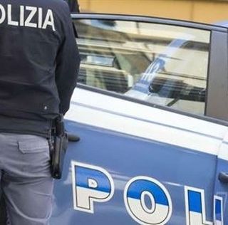 Spaccata nella notte a un distributore: l’autore arrestato dalla polizia