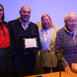 La professoressa Elena Accati premiata dalla Fidapa di Alassio con il riconoscimento di “Eccellenza Donna”