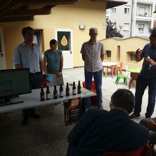 Dal pane invenduto nasce la birra di San Salvario, contro lo spreco alimentare