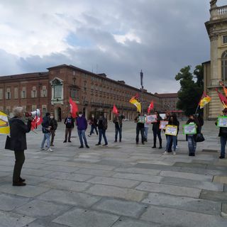 Cub di nuovo in piazza a Torino: “Cassa integrazione al 40%, così si impoveriscono i lavoratori”