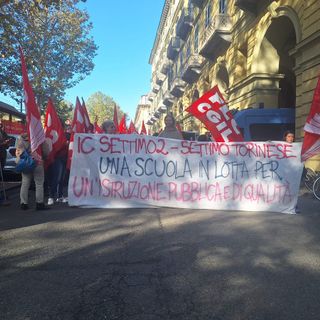 Presidio davanti all'Ufficio Scolastico Regionale