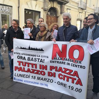 Flash mob contro la nuova Ztl, Lapietra difende il provvedimento: &quot;Se paghi la sosta entri in centro&quot;